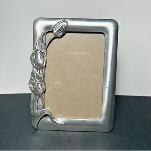 Vintage Seagull Pewter Floral Design Frame 5.5" × 4.25" Tulips PF 195 RARE